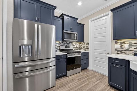 Tiny photo for 10363 SW 96th Loop, Ocala, FL 34481 (MLS # OM725207)