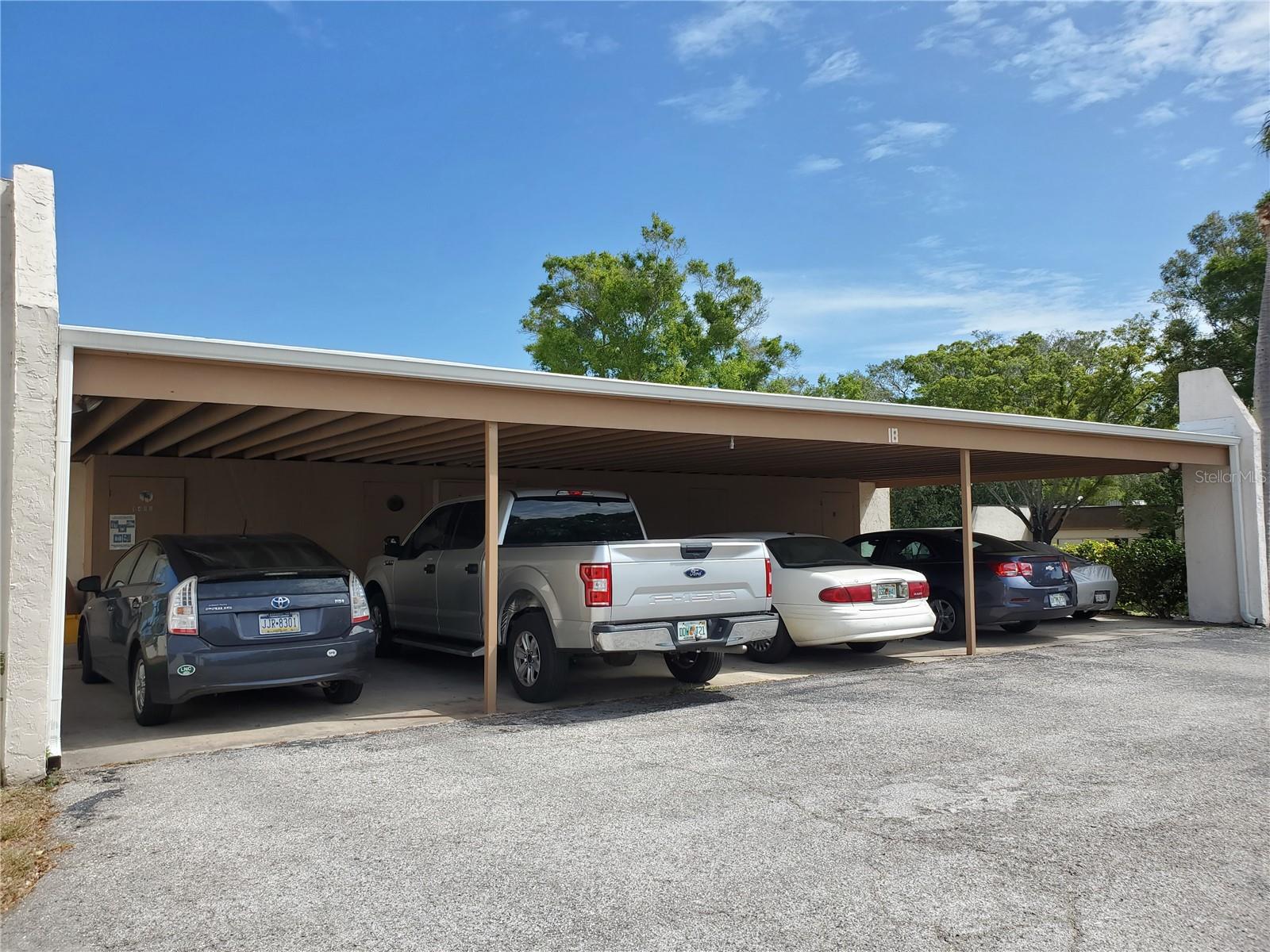 MISSION HILLS CONDO - Residential Lease