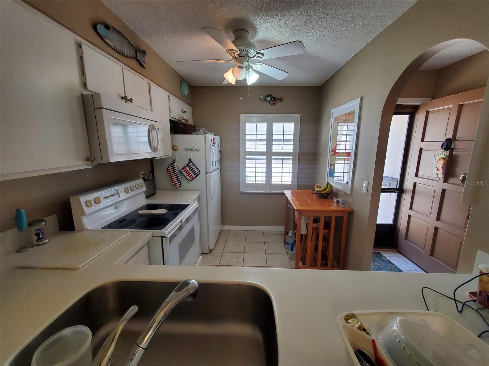 MISSION HILLS CONDO - Residential Lease