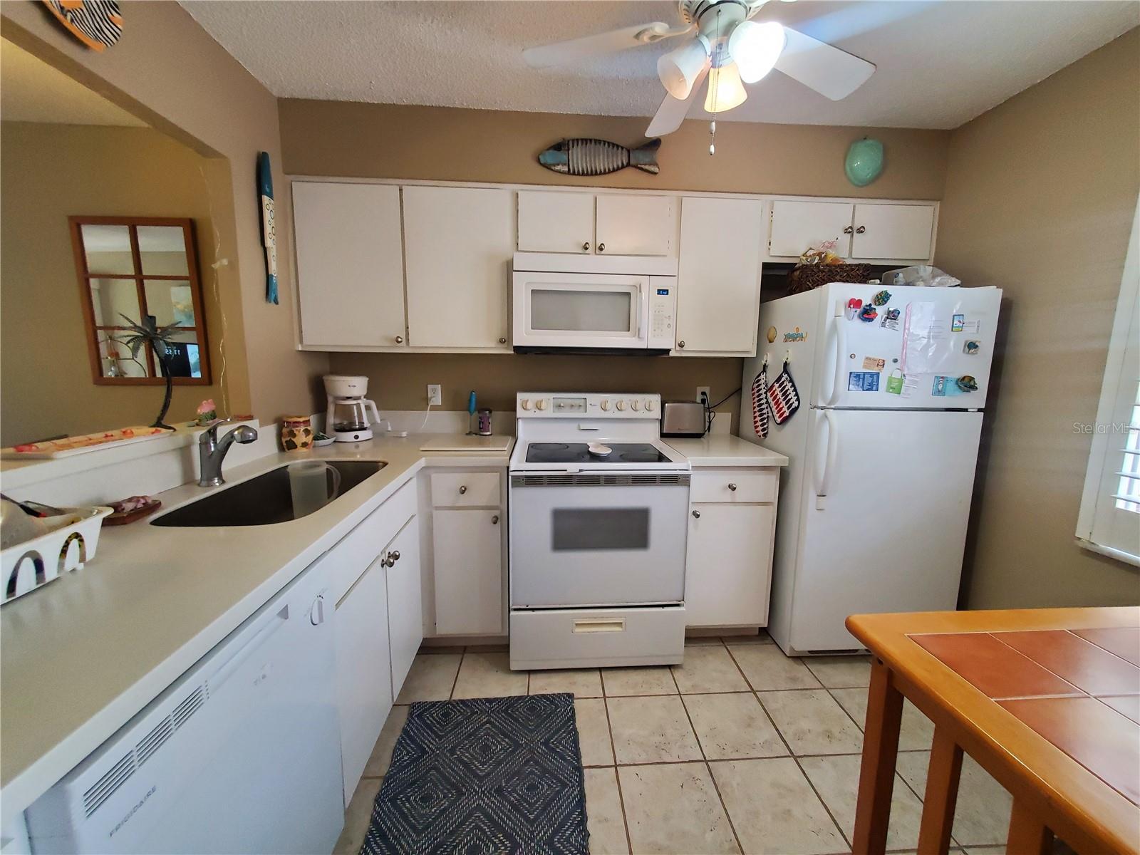 MISSION HILLS CONDO - Residential Lease