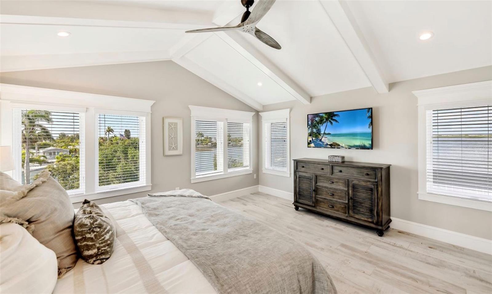 ILEXHURST - Residential