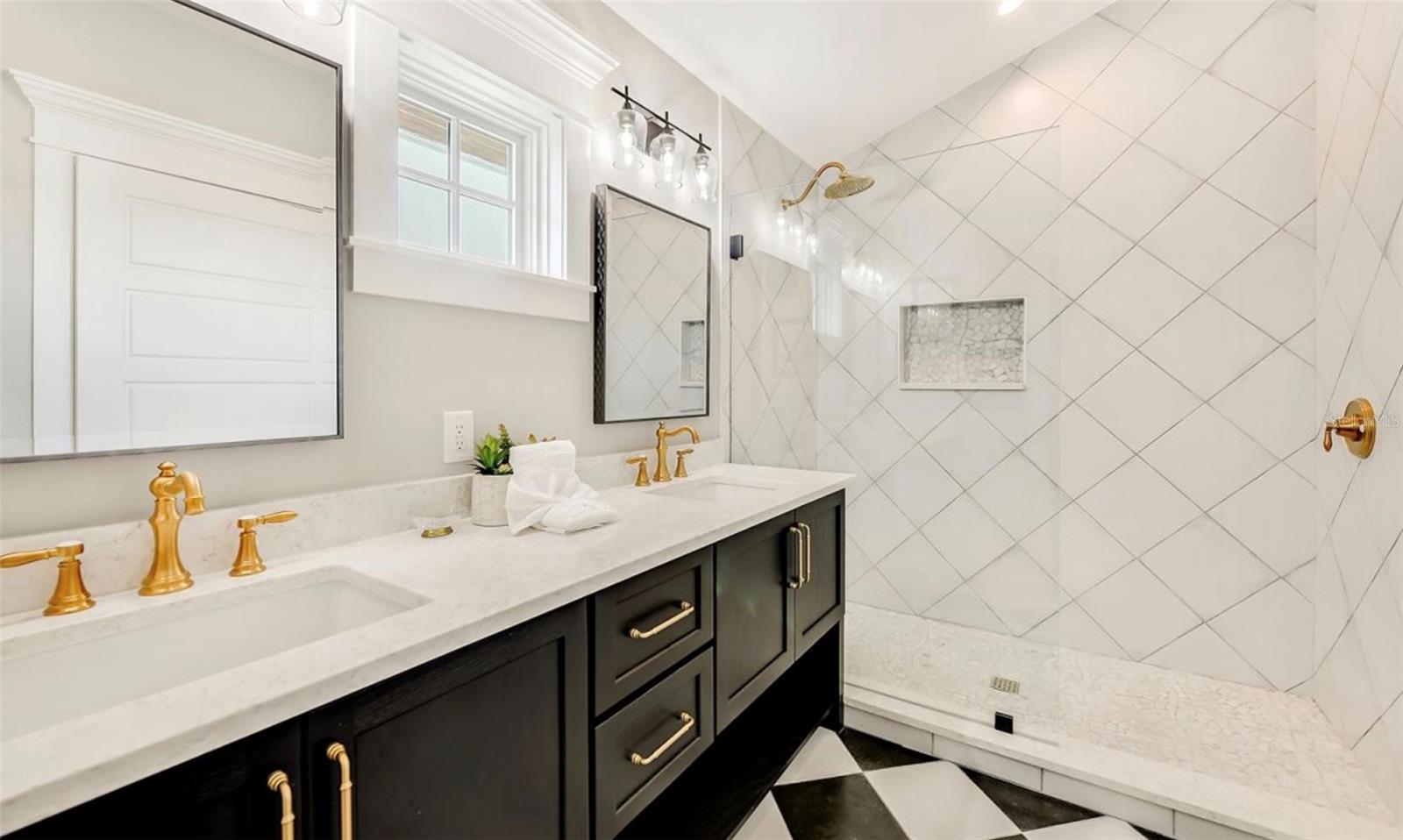 ILEXHURST - Residential