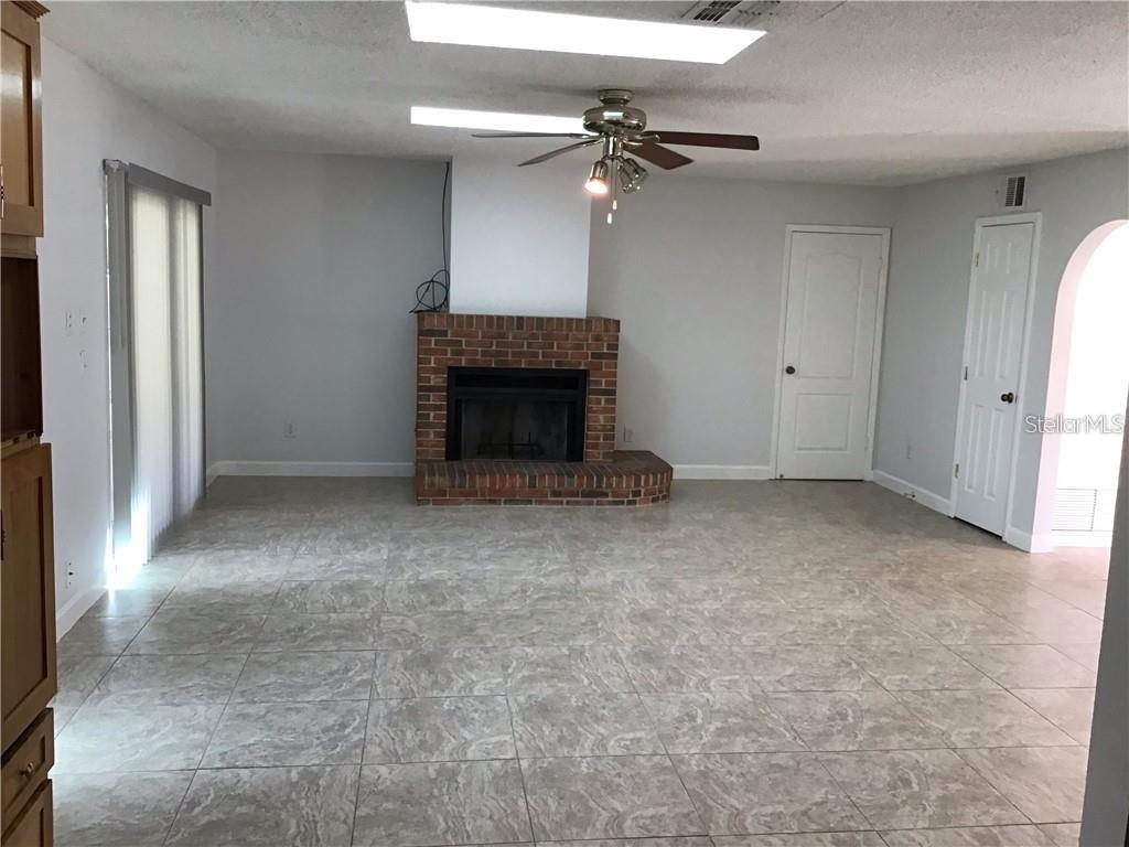 RIVER RUN SEC 1 - Residential Lease