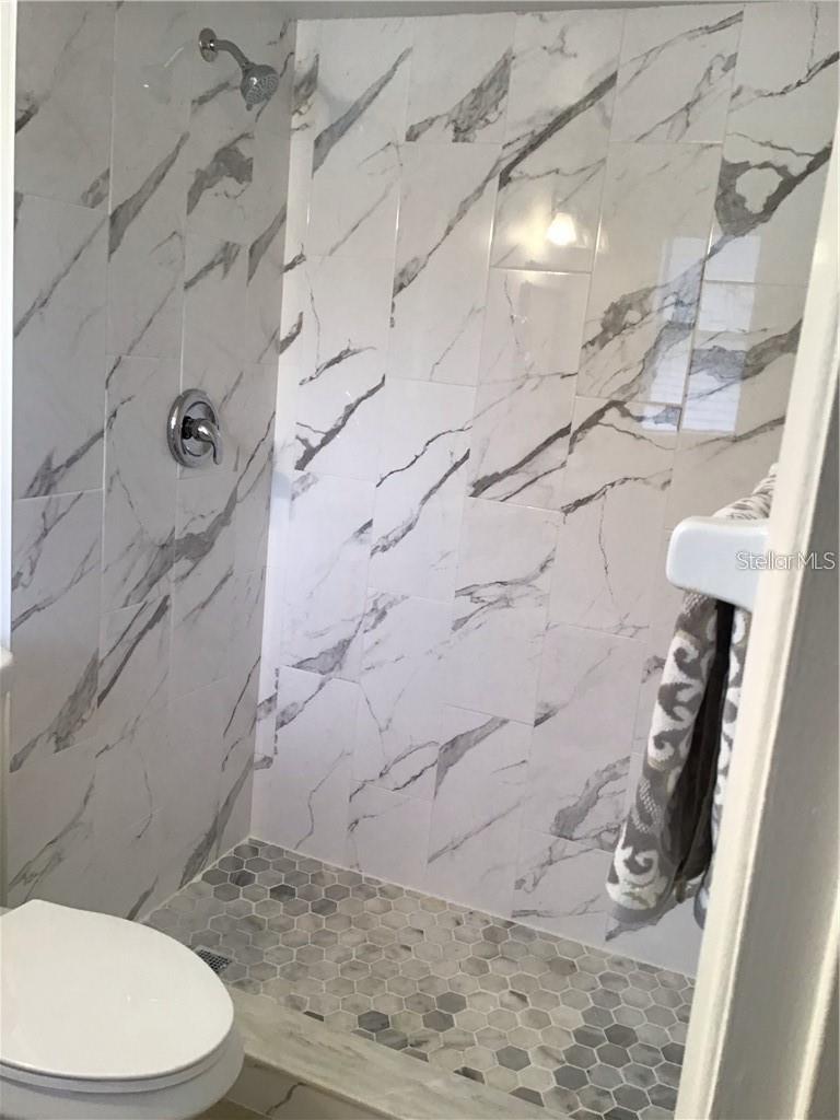 RIVER RUN SEC 1 - Residential Lease