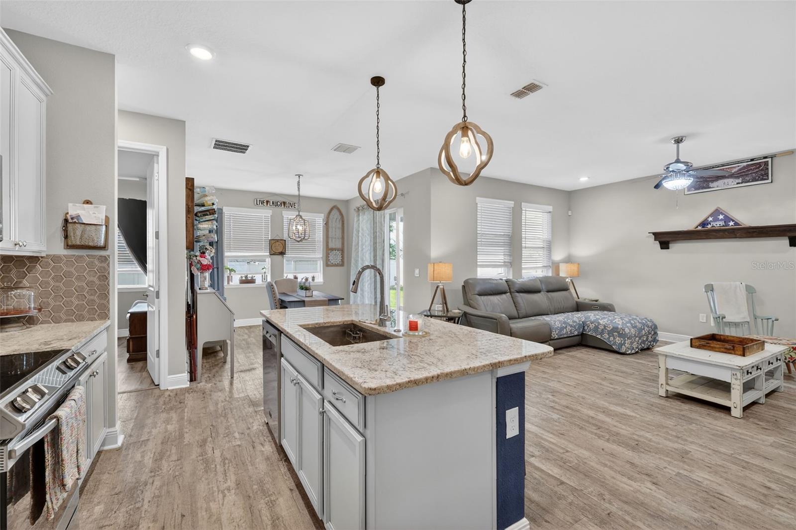 VENEZIA SOUTH - Residential