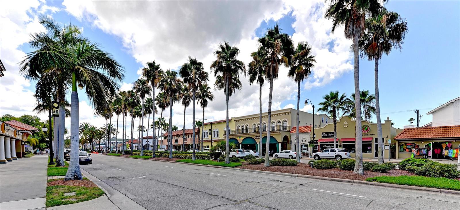 VENICE GARDENS - Residential
