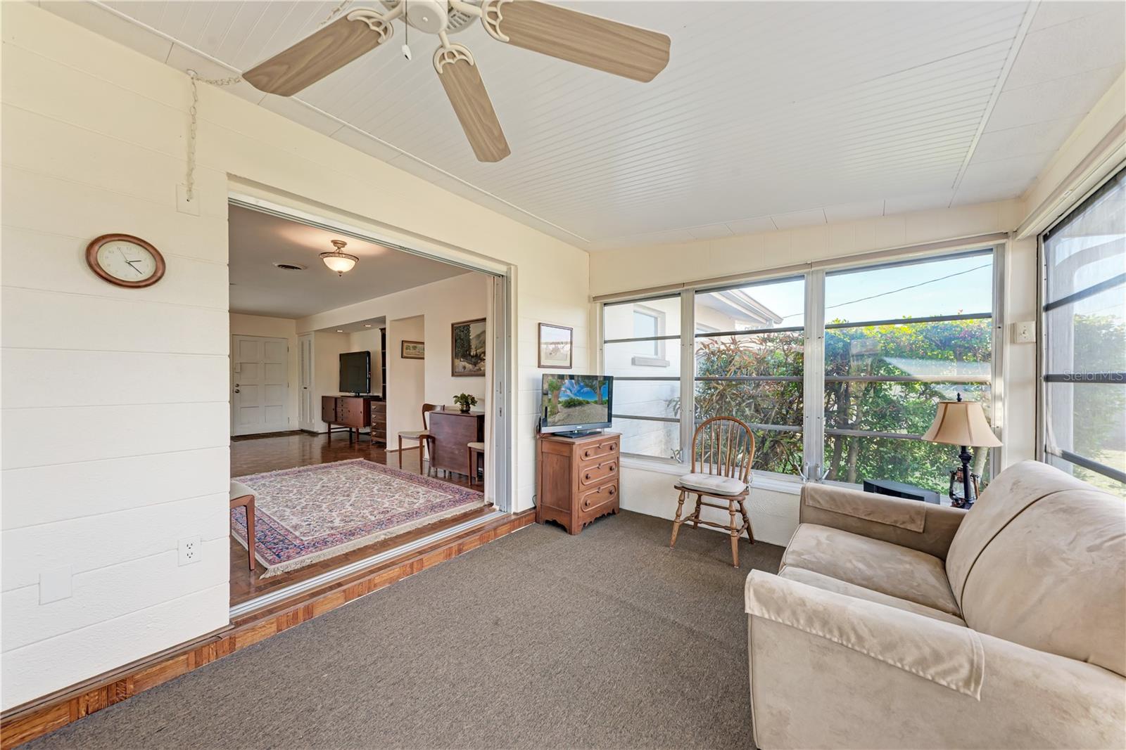 VENICE GARDENS - Residential