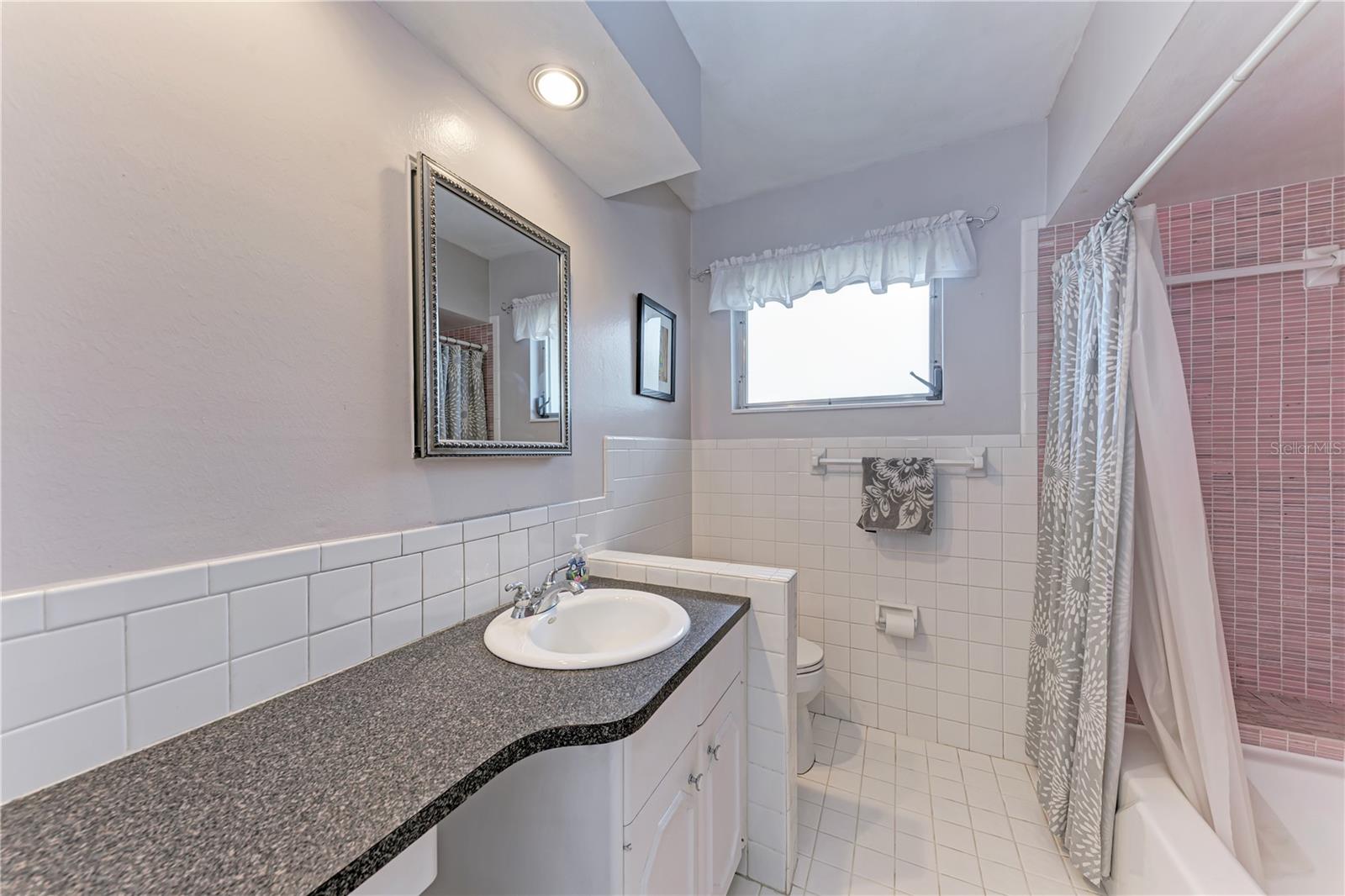 VENICE GARDENS - Residential