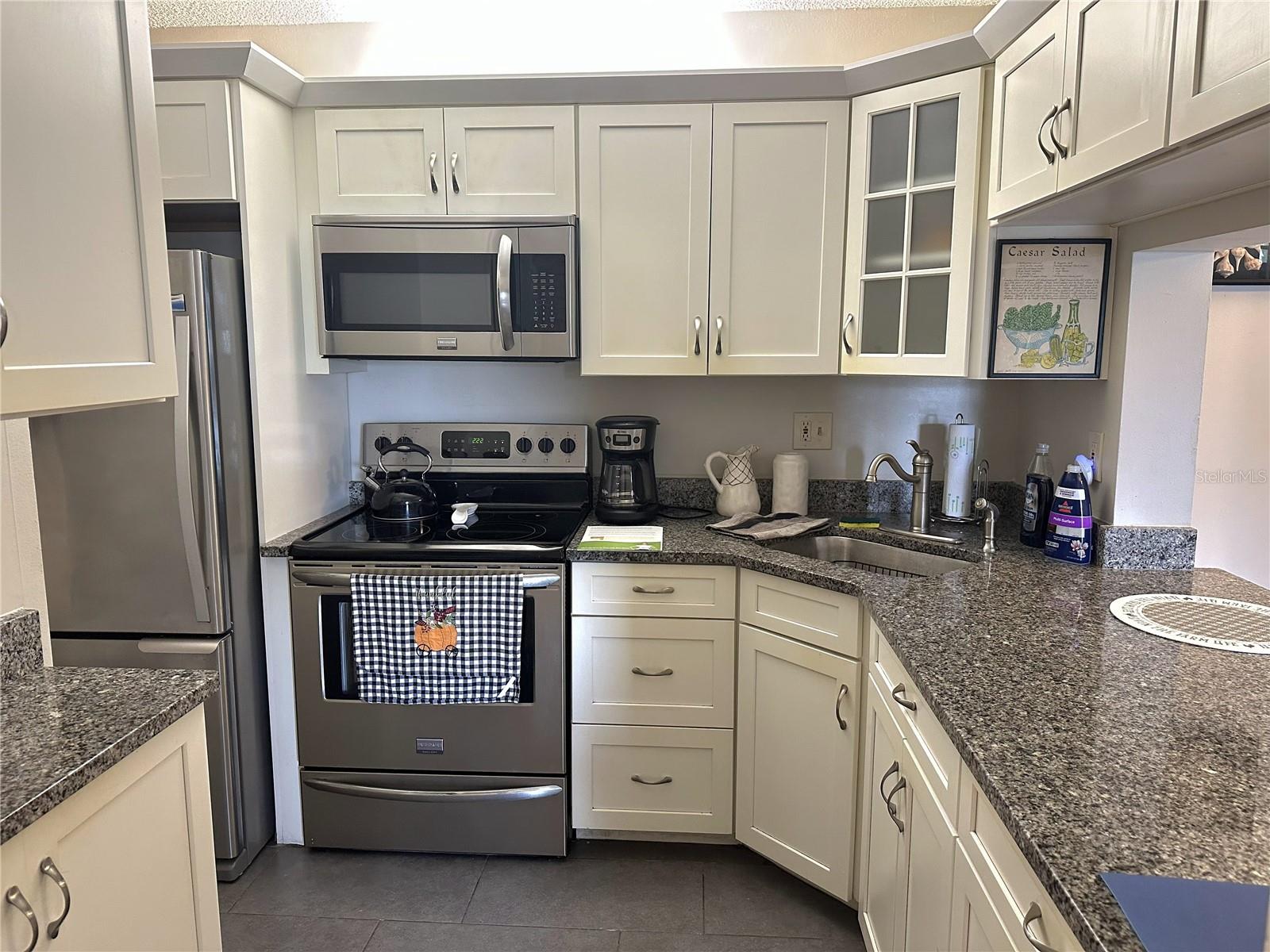 PINE RIDGE AT PALM HARBOR - Residential