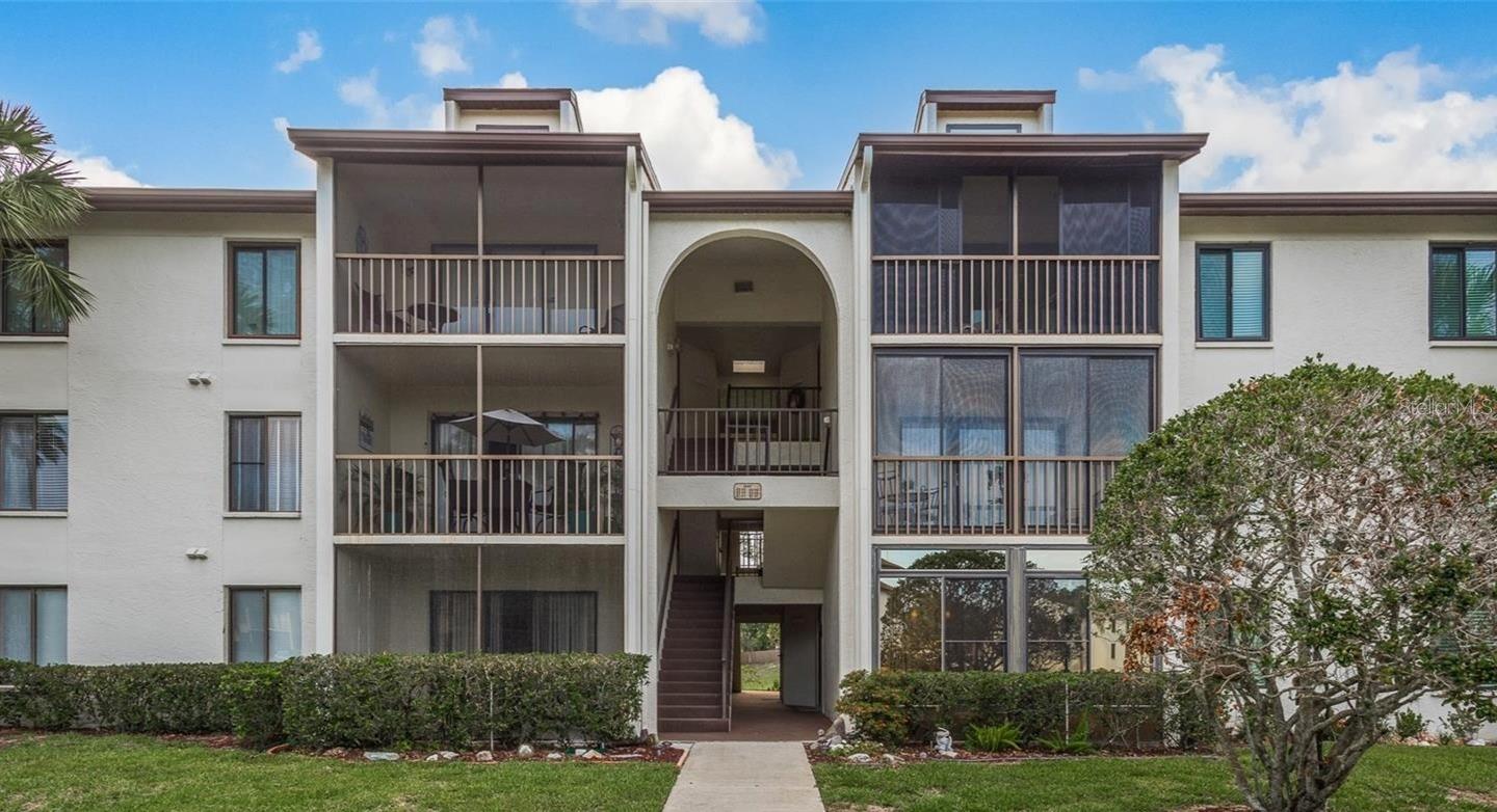 PINE RIDGE AT PALM HARBOR - Residential