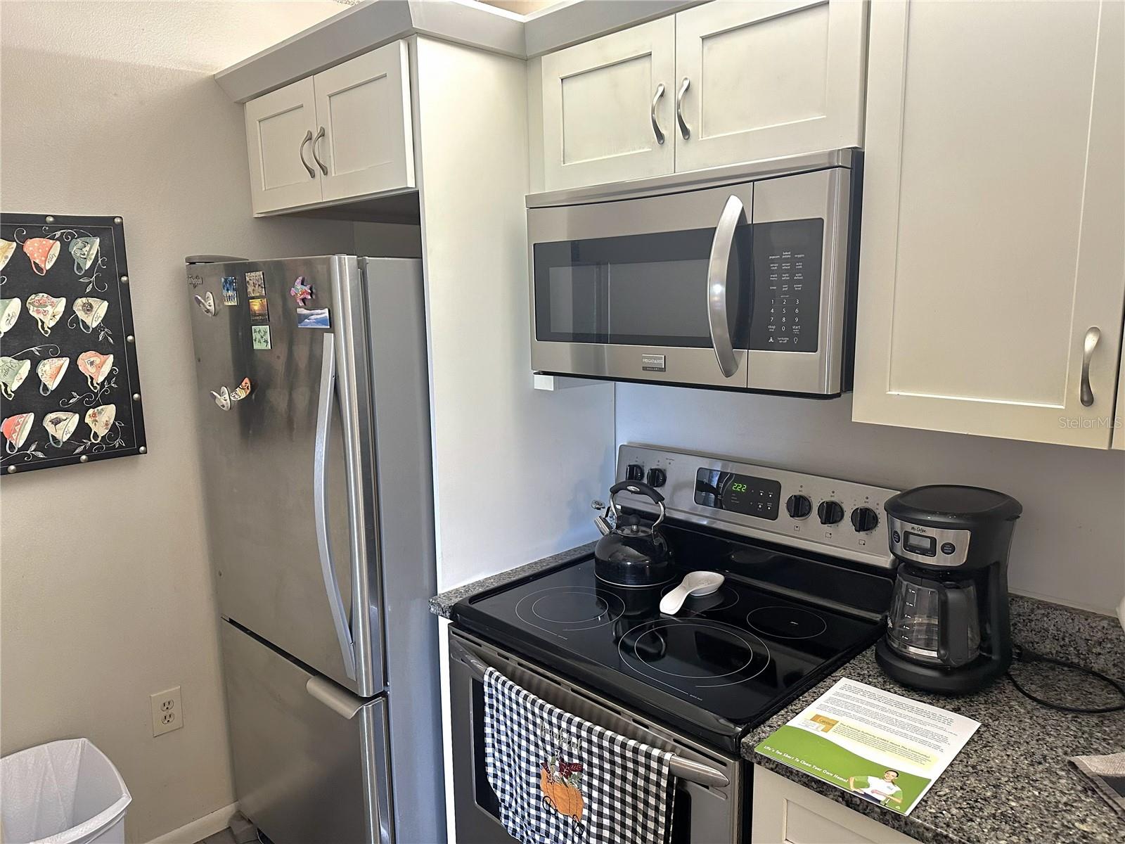 PINE RIDGE AT PALM HARBOR - Residential