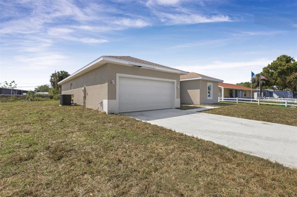 Photo of 21929 Felton Avenue, Port Charlotte, FL 33952 (MLS # O6390298)