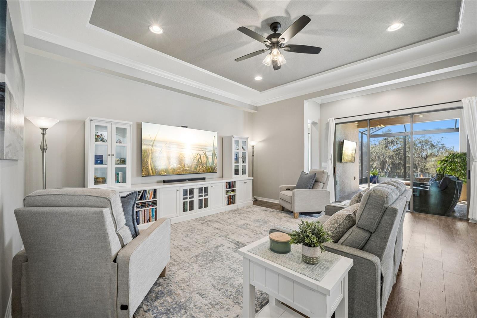 WATERSIDE/JOHNS LK-PH 2B - Residential