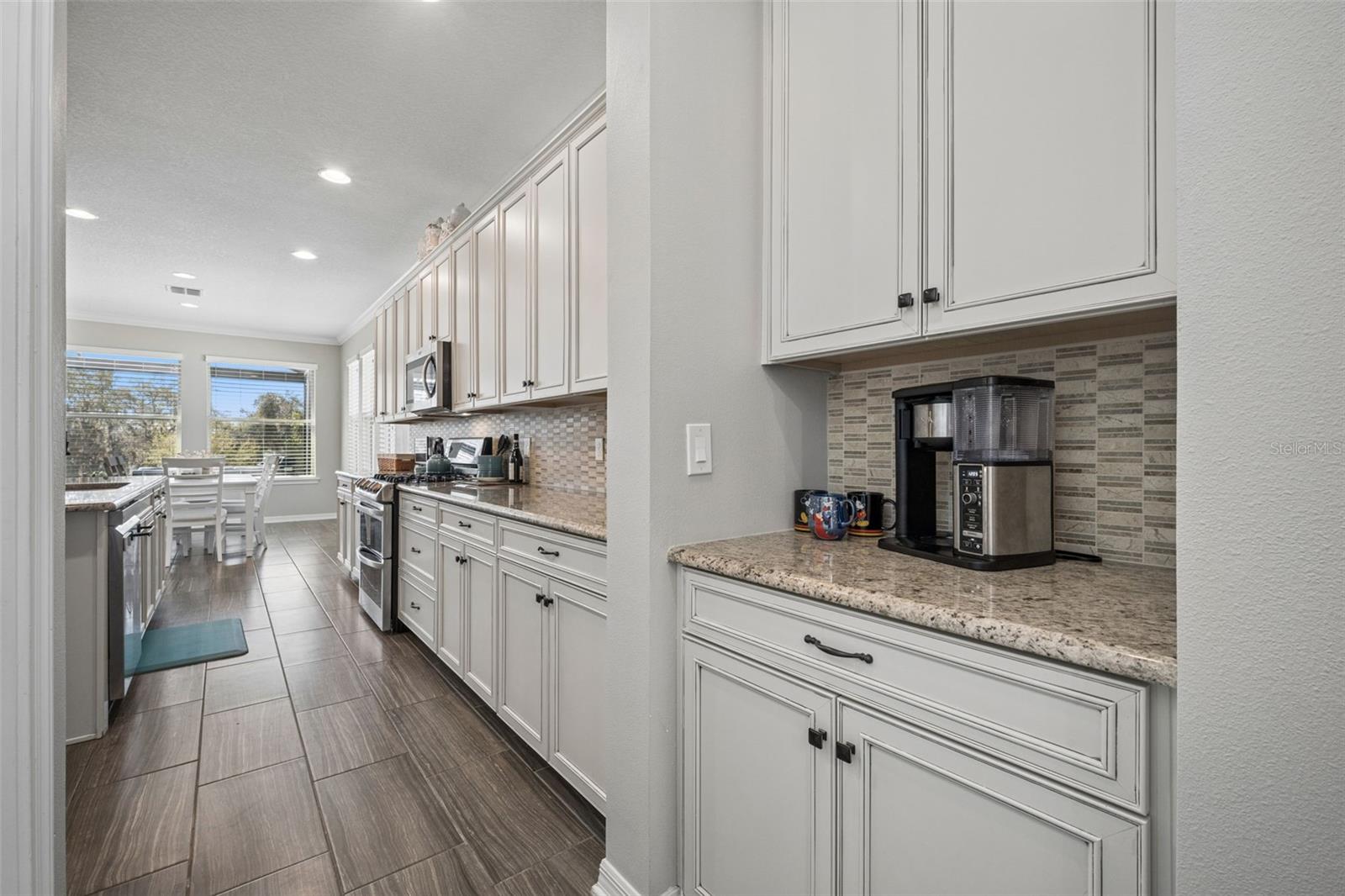 WATERSIDE/JOHNS LK-PH 2B - Residential