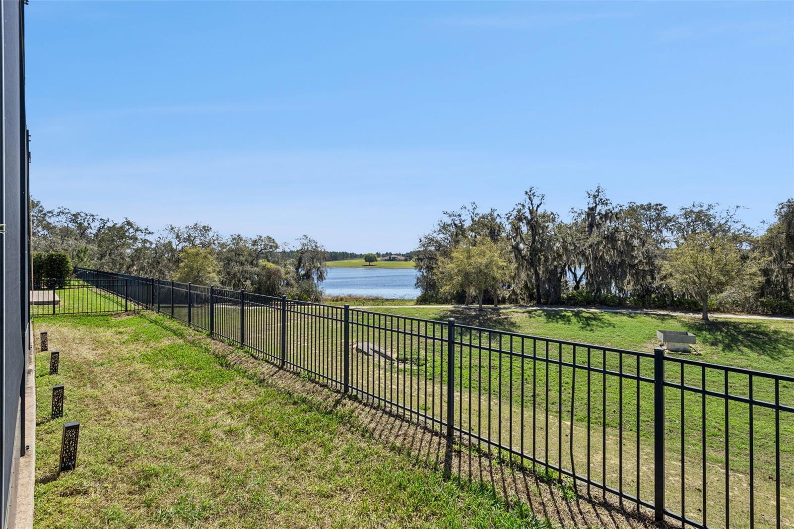 WATERSIDE/JOHNS LK-PH 2B - Residential