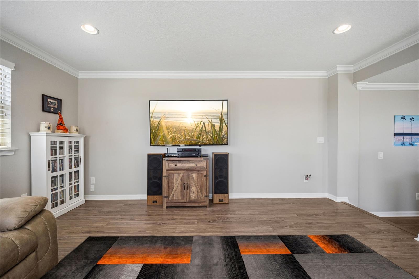 WATERSIDE/JOHNS LK-PH 2B - Residential