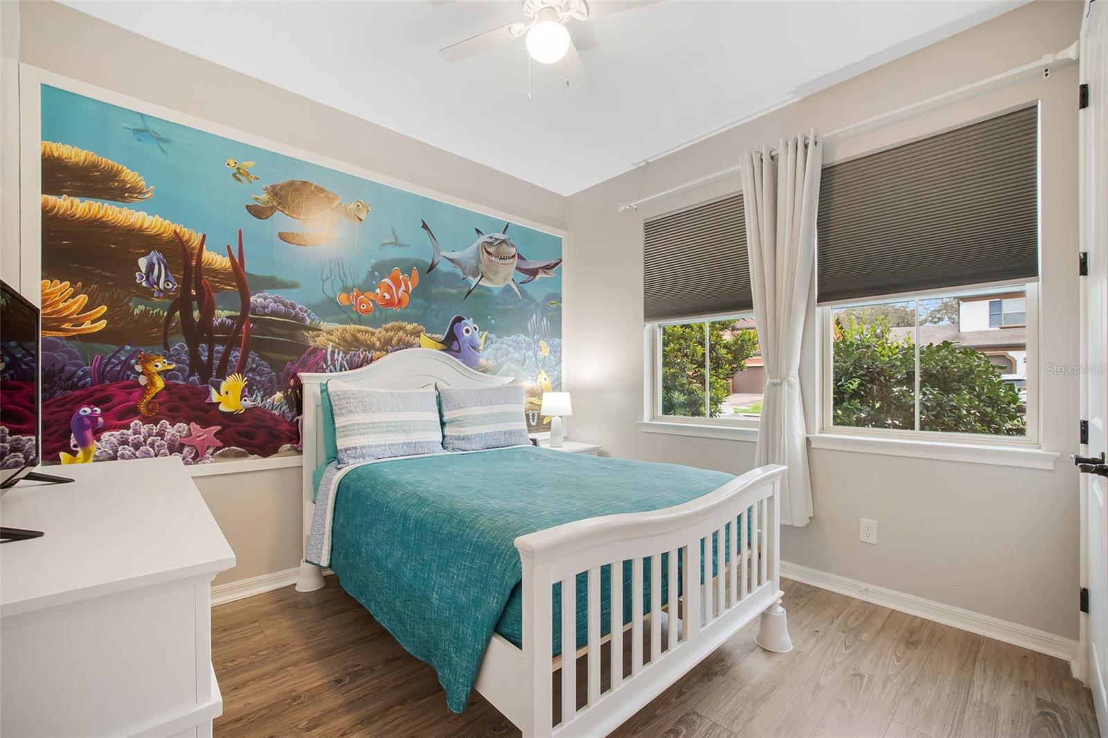 WATERSIDE/JOHNS LK-PH 2B - Residential