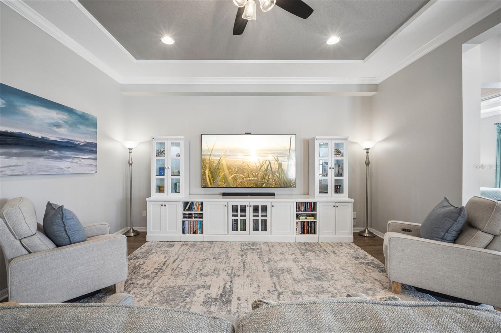 WATERSIDE/JOHNS LK-PH 2B - Residential