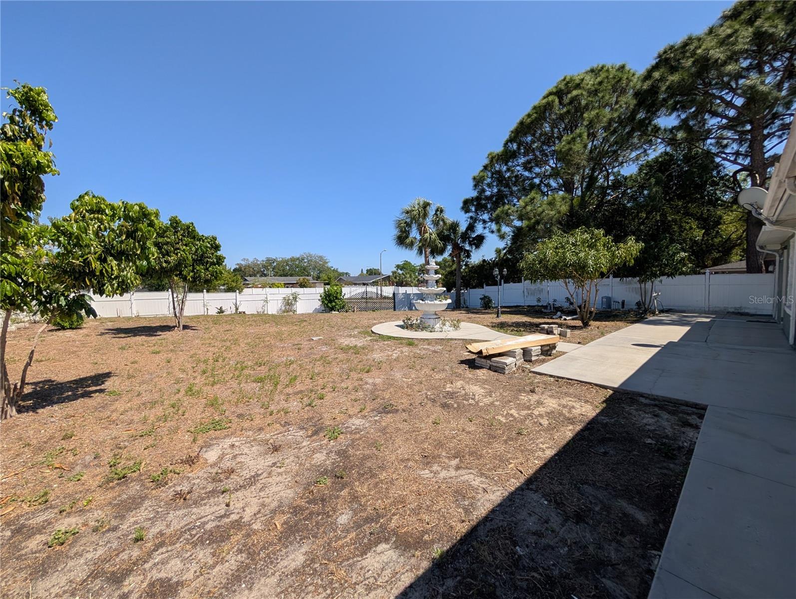 ORCHID LAKE VILLAGE - Residential Lease