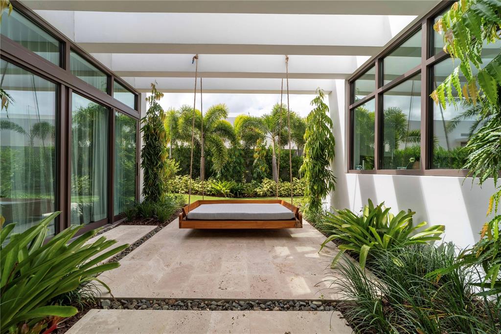 DORADO BEACH EAST - Residential