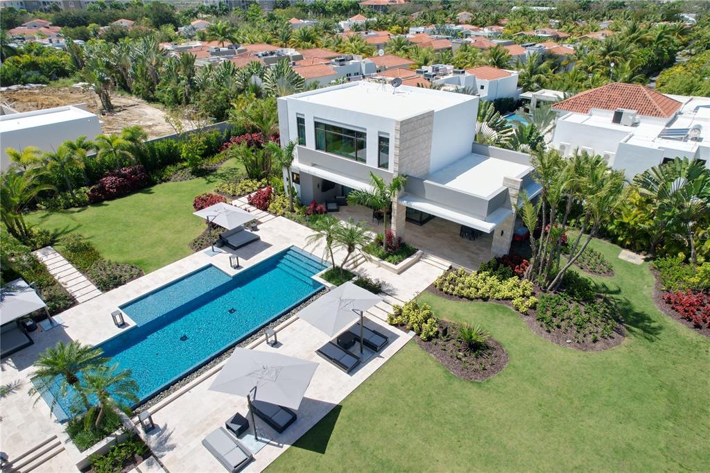 DORADO BEACH EAST - Residential