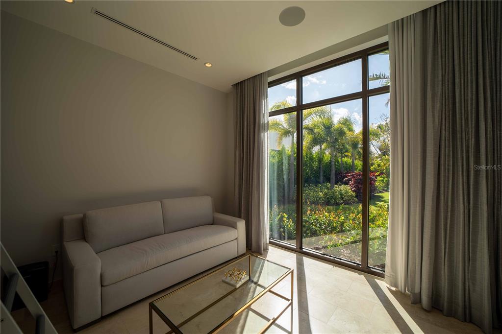 DORADO BEACH EAST - Residential