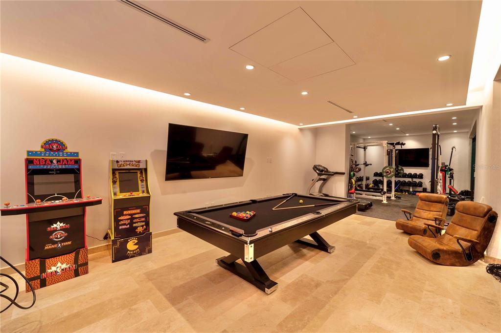 DORADO BEACH EAST - Residential