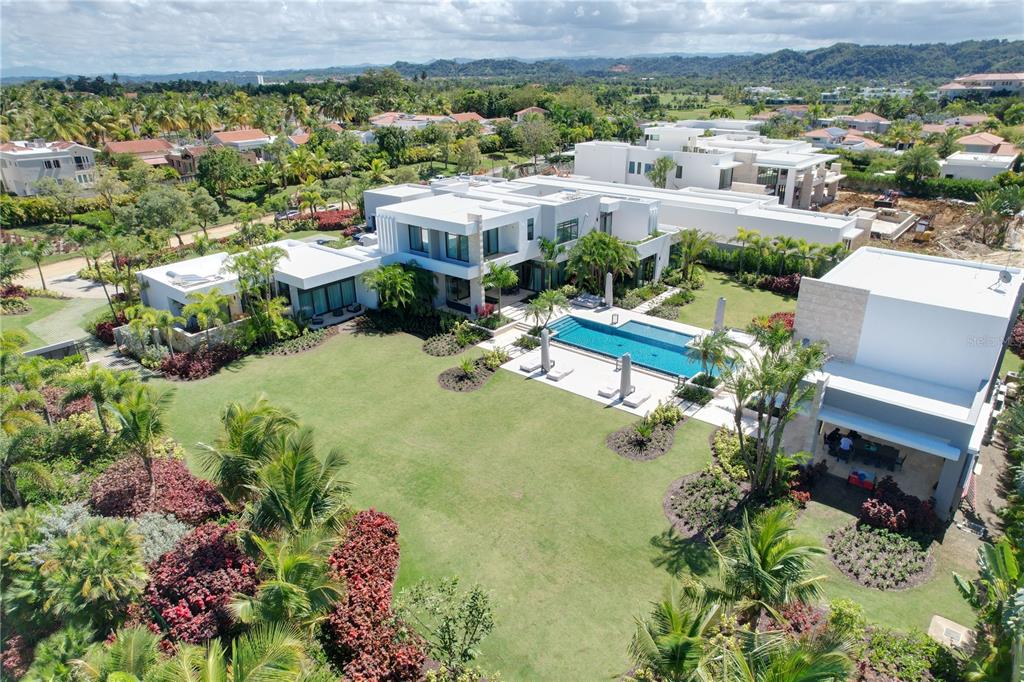 DORADO BEACH EAST - Residential
