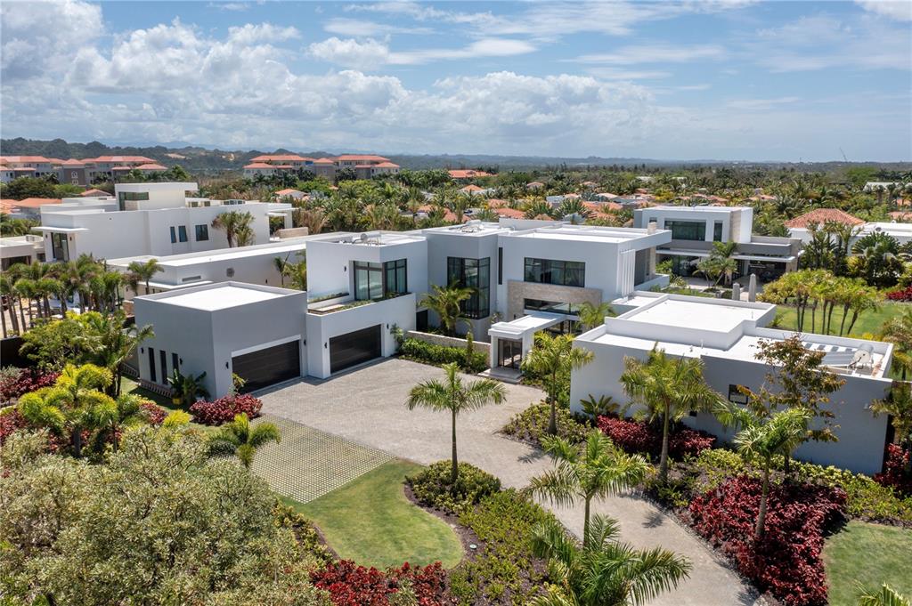 DORADO BEACH EAST - Residential