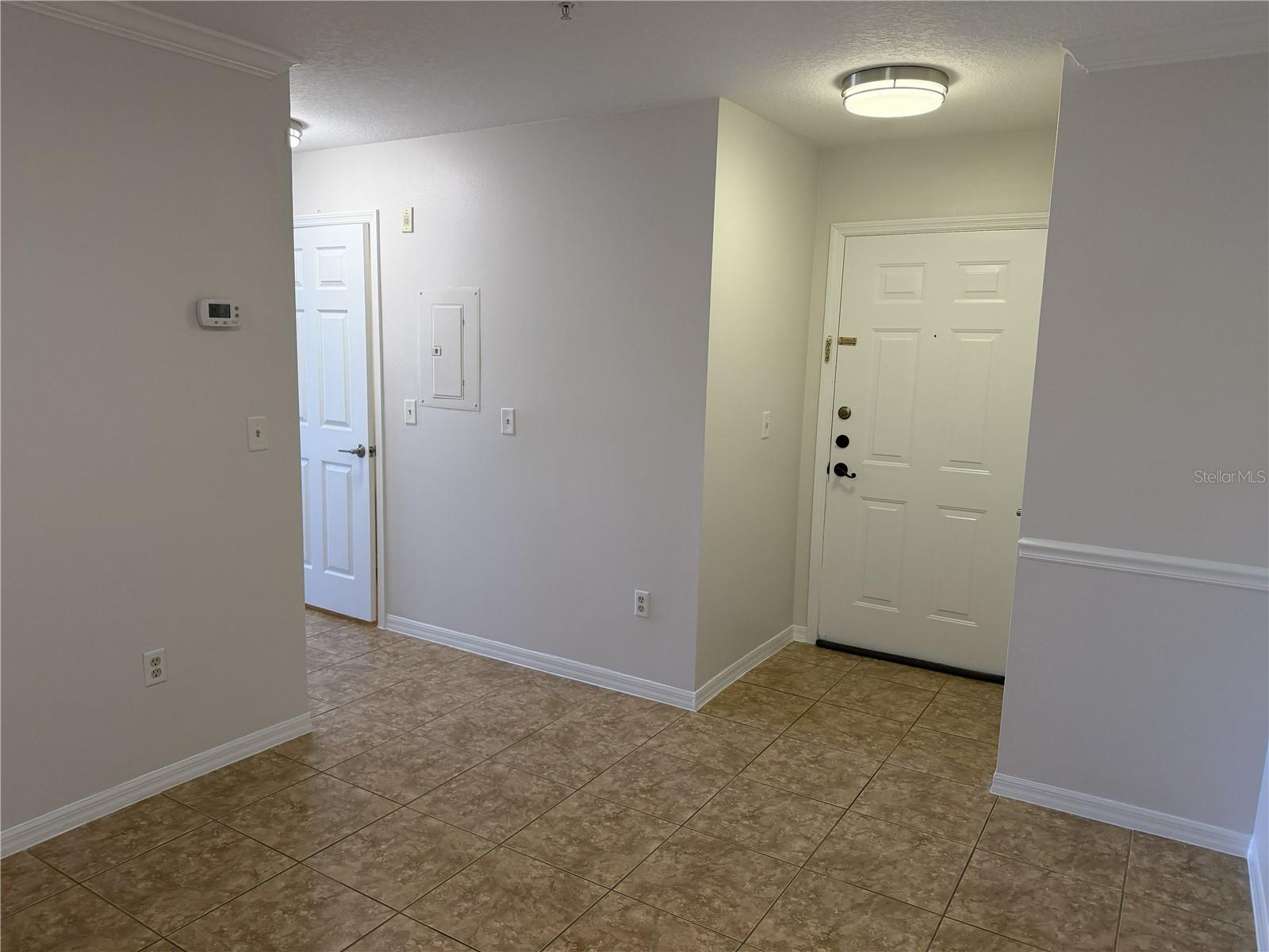 VILLAS AT LAKESIDE A CONDO - Residential