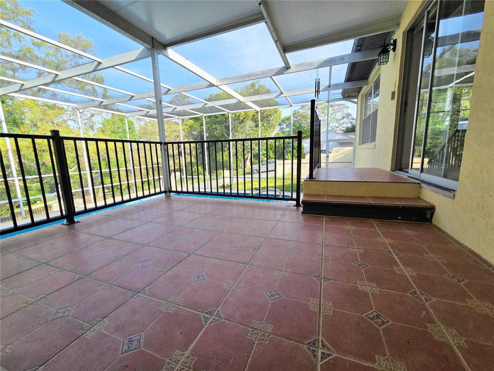 LAKE NETTIE COURT - Residential