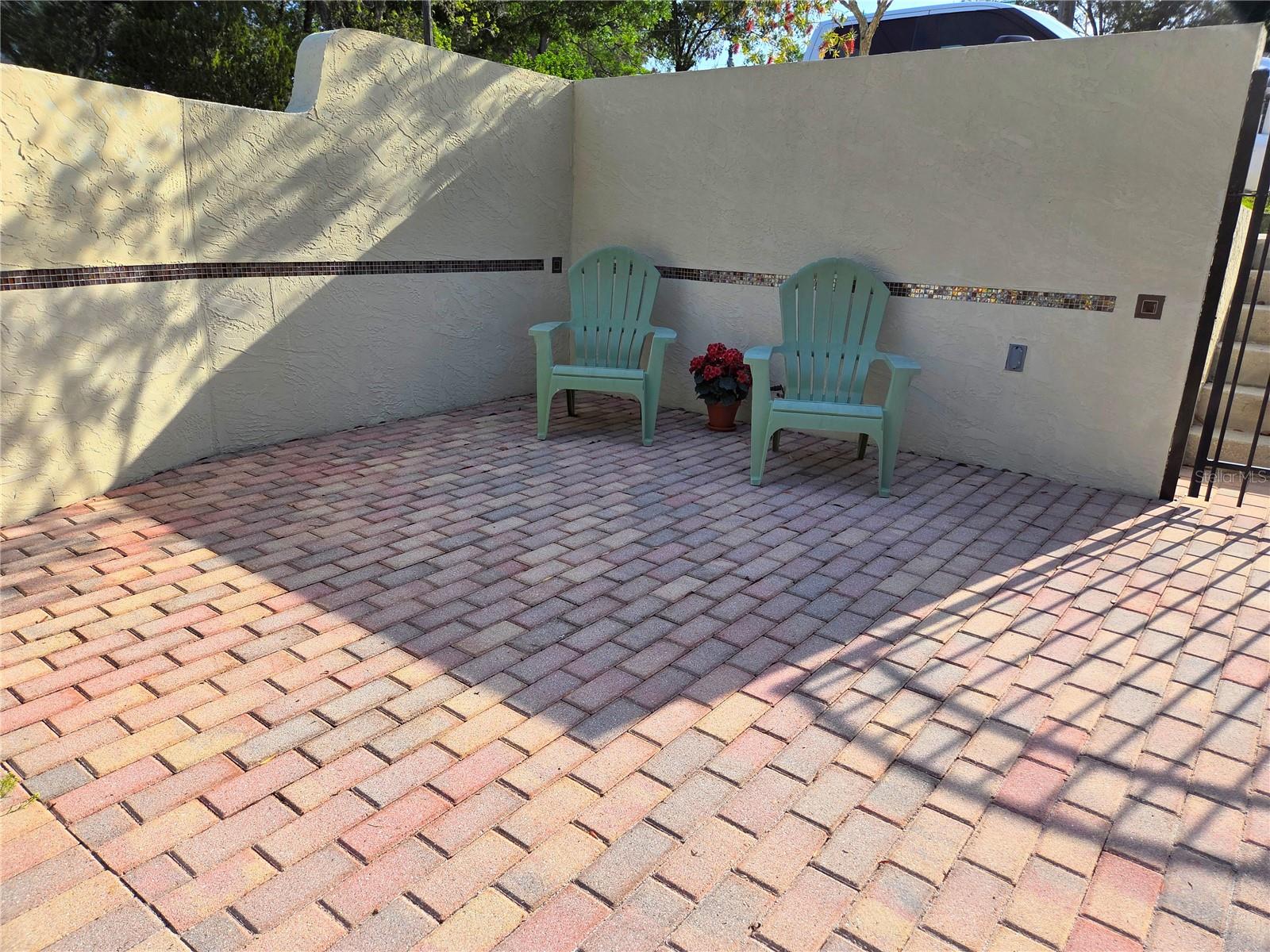 LAKE NETTIE COURT - Residential