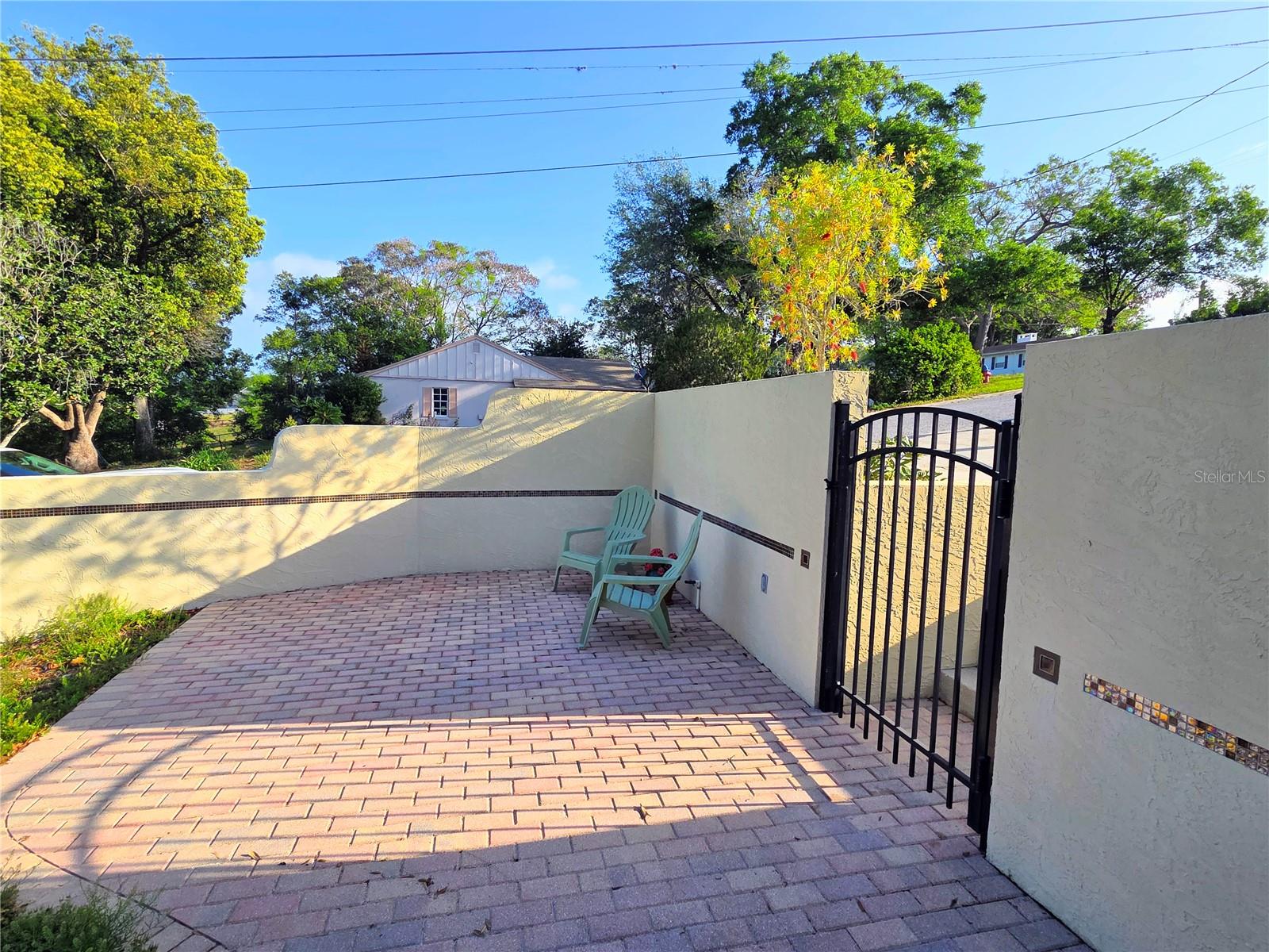 LAKE NETTIE COURT - Residential