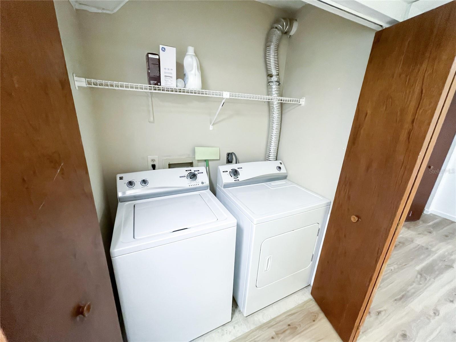 GRANTWOOD CONDO PH I - Residential