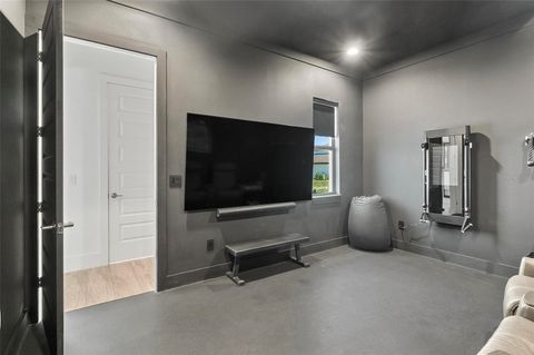 listing image 54