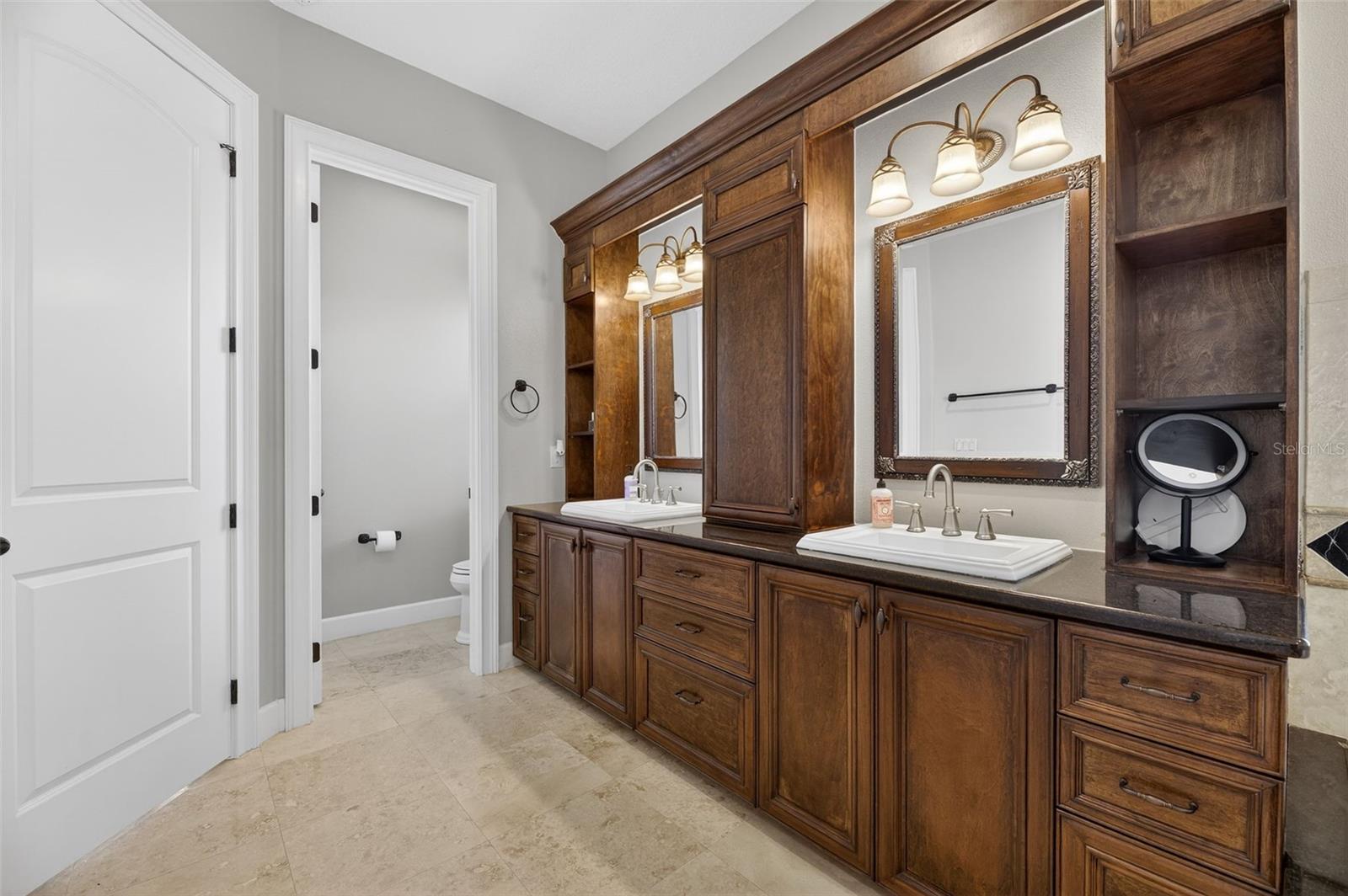 SYMPHONY ISLES UNIT FIVE - Residential