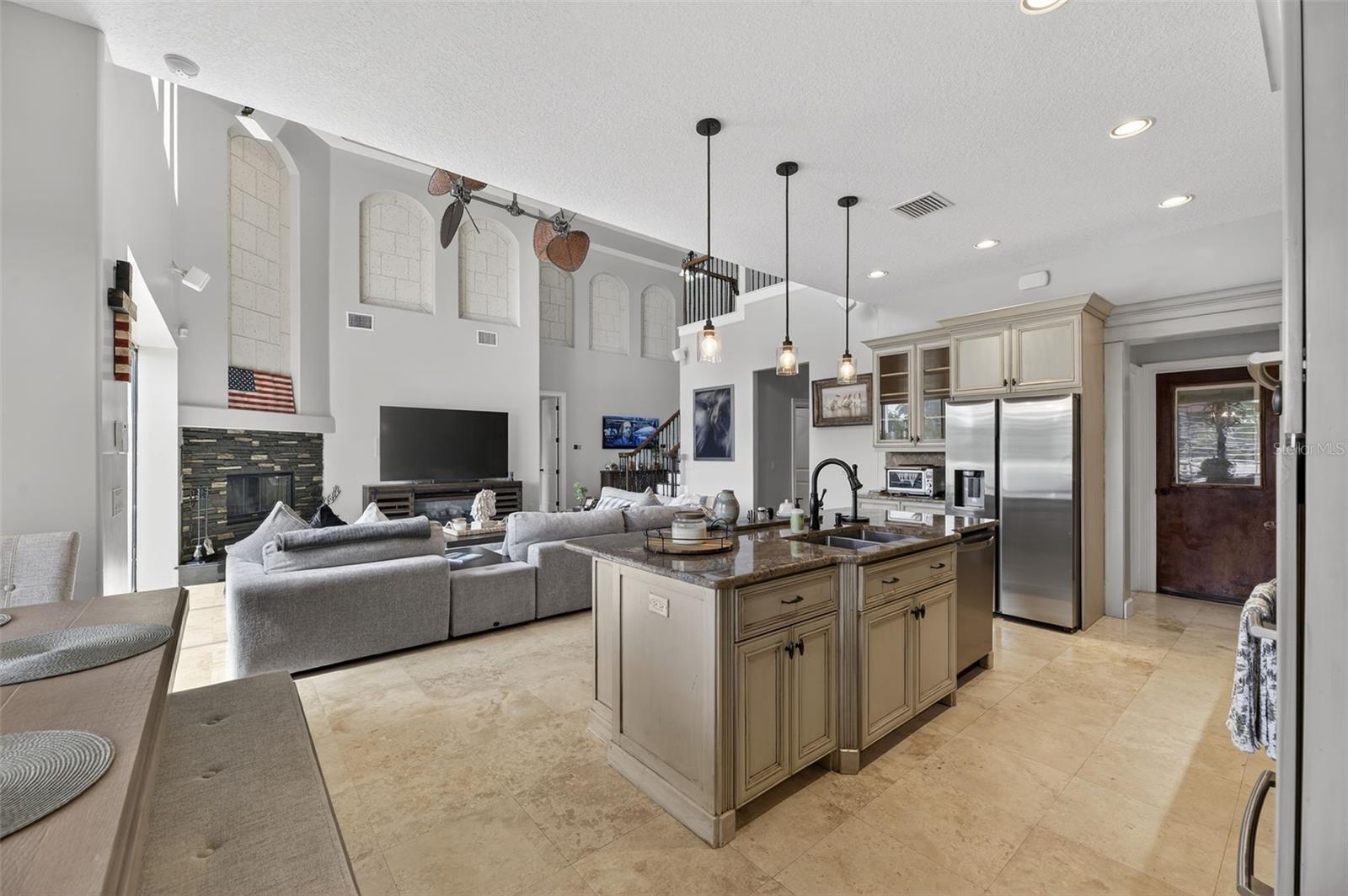 SYMPHONY ISLES UNIT FIVE - Residential