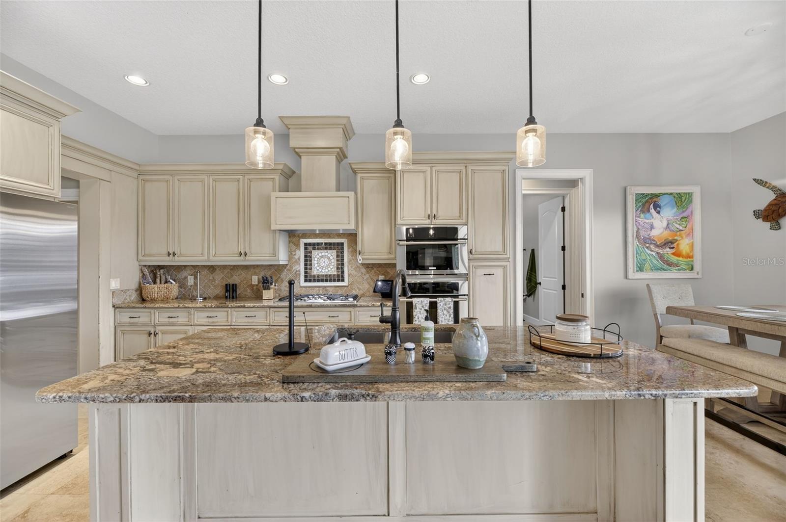 SYMPHONY ISLES UNIT FIVE - Residential