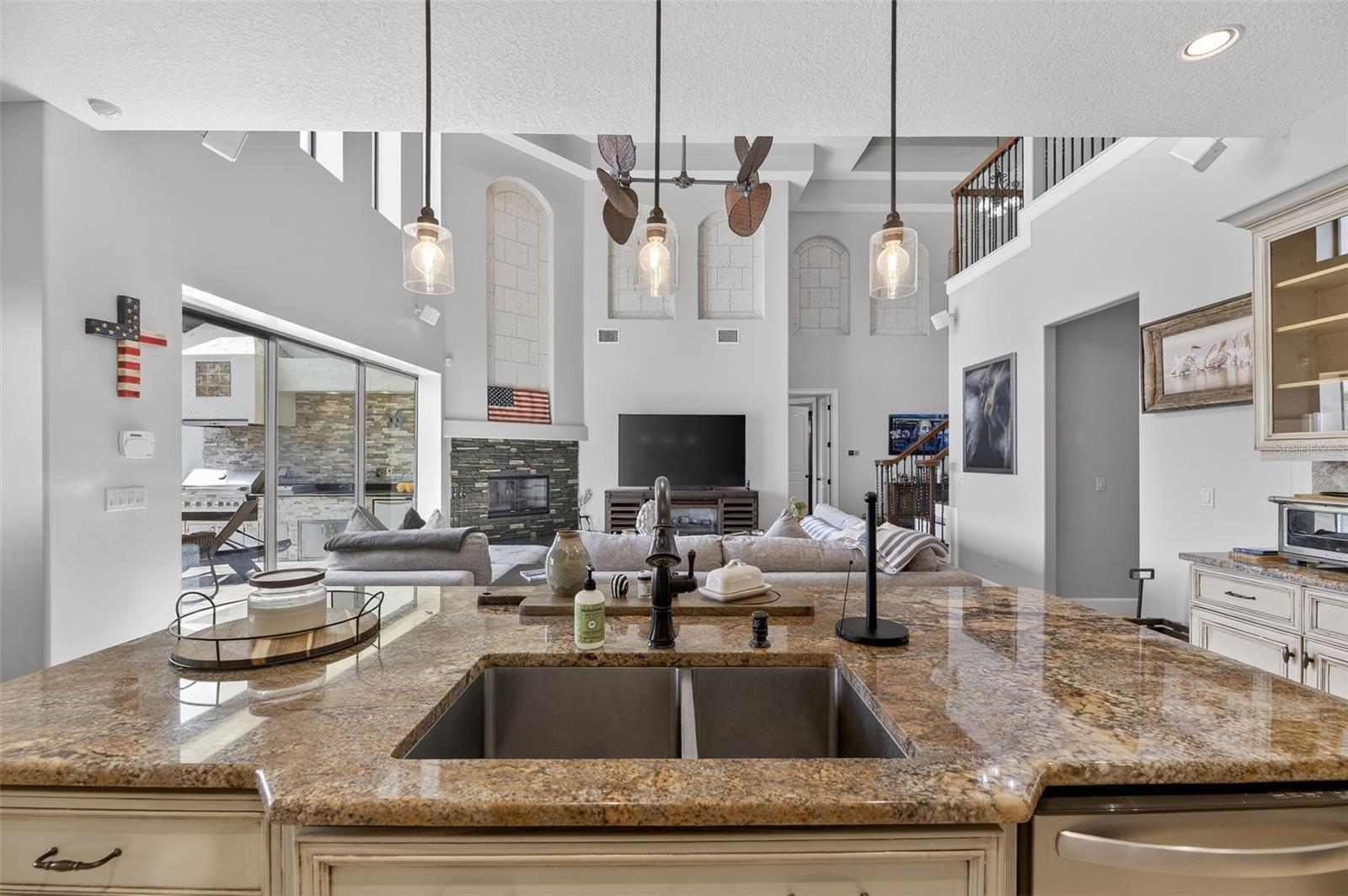 SYMPHONY ISLES UNIT FIVE - Residential