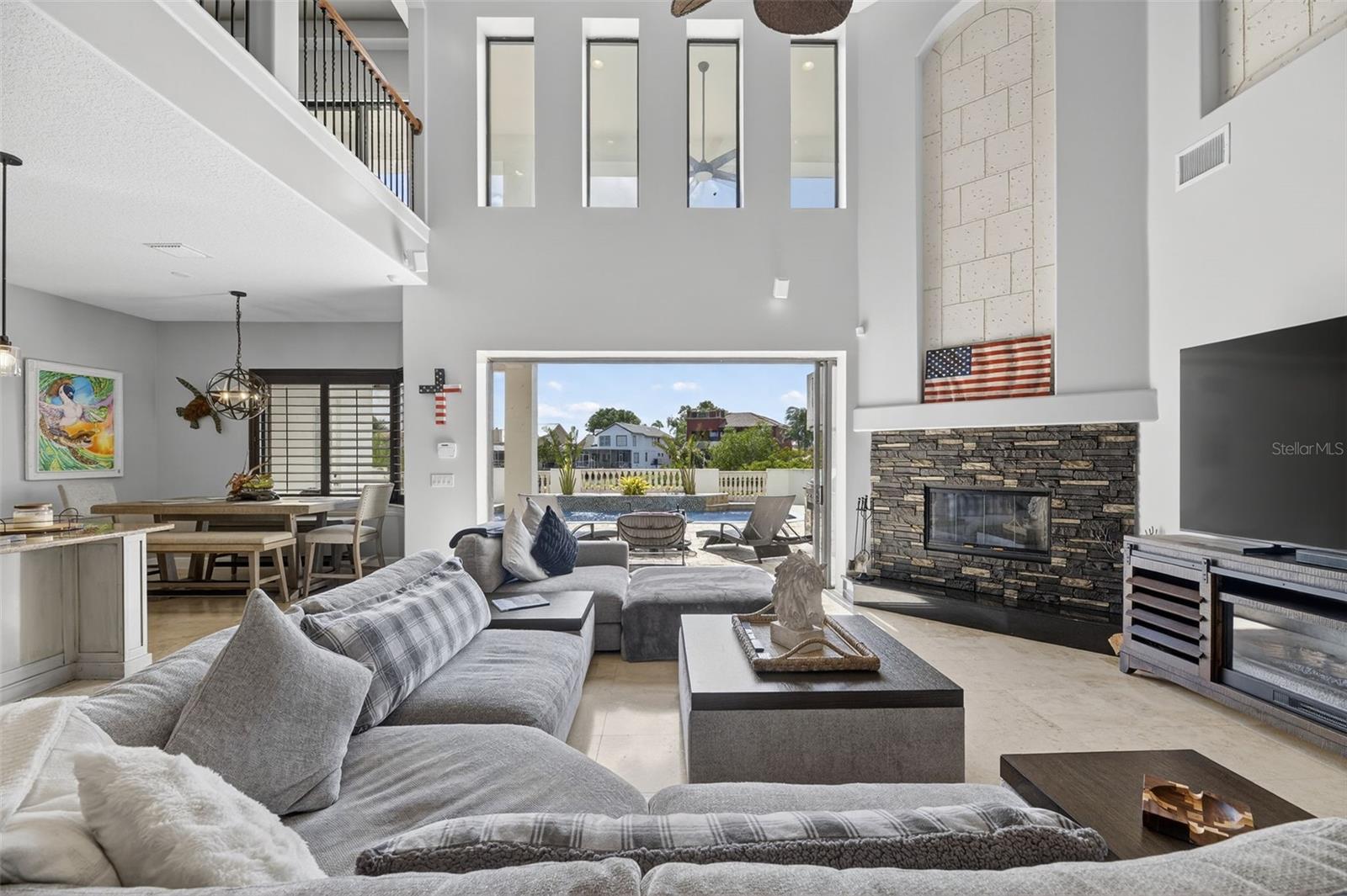 SYMPHONY ISLES UNIT FIVE - Residential