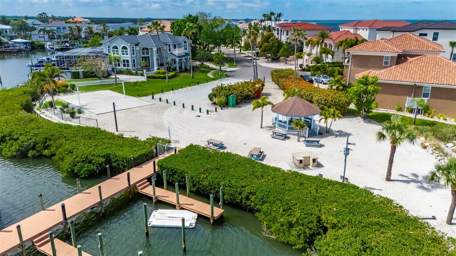 SYMPHONY ISLES UNIT FIVE - Residential