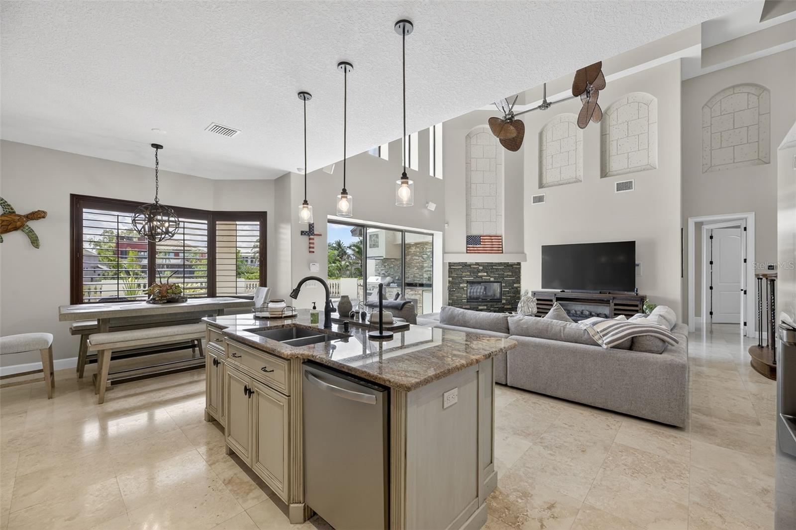 SYMPHONY ISLES UNIT FIVE - Residential