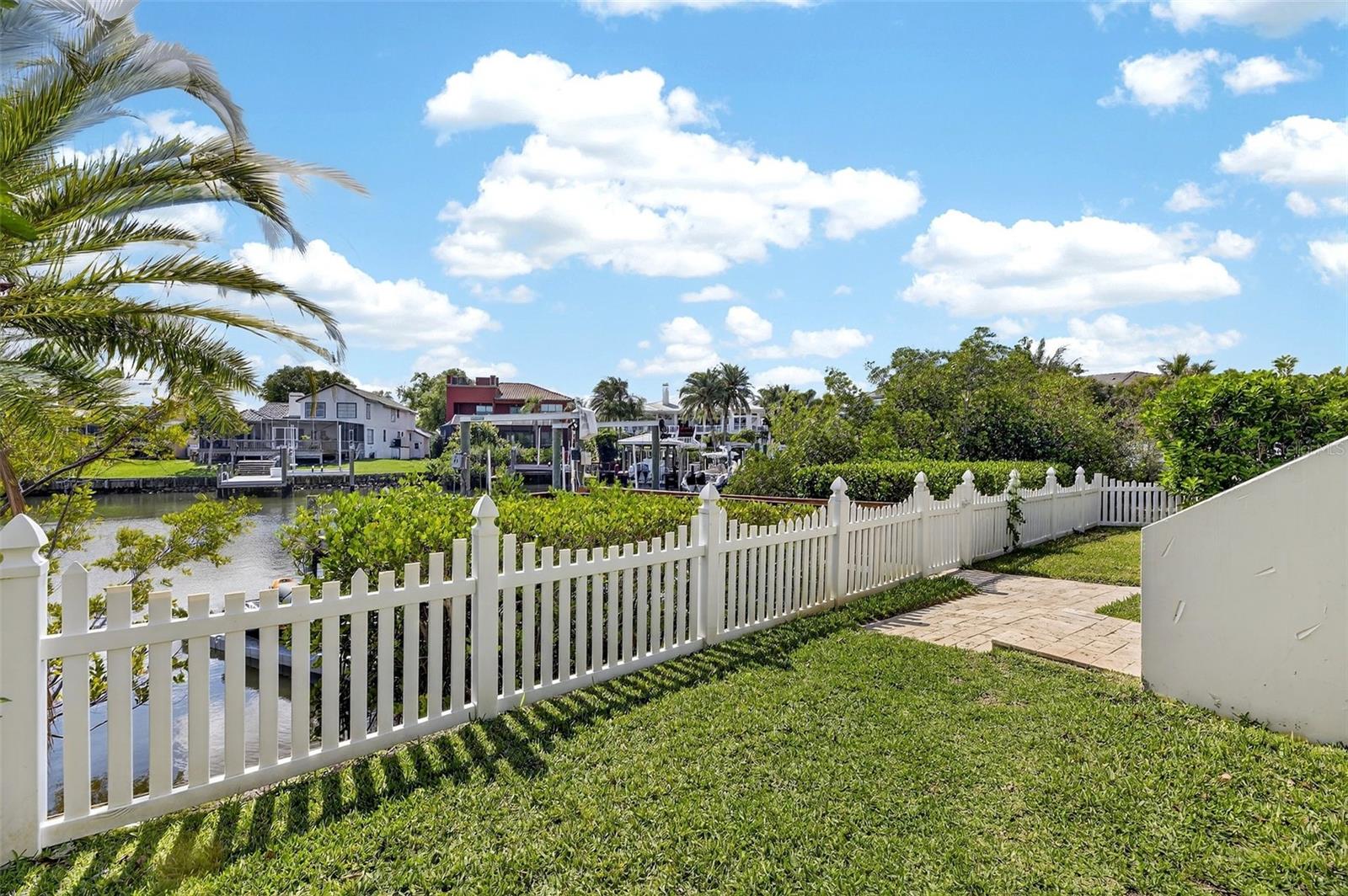 SYMPHONY ISLES UNIT FIVE - Residential