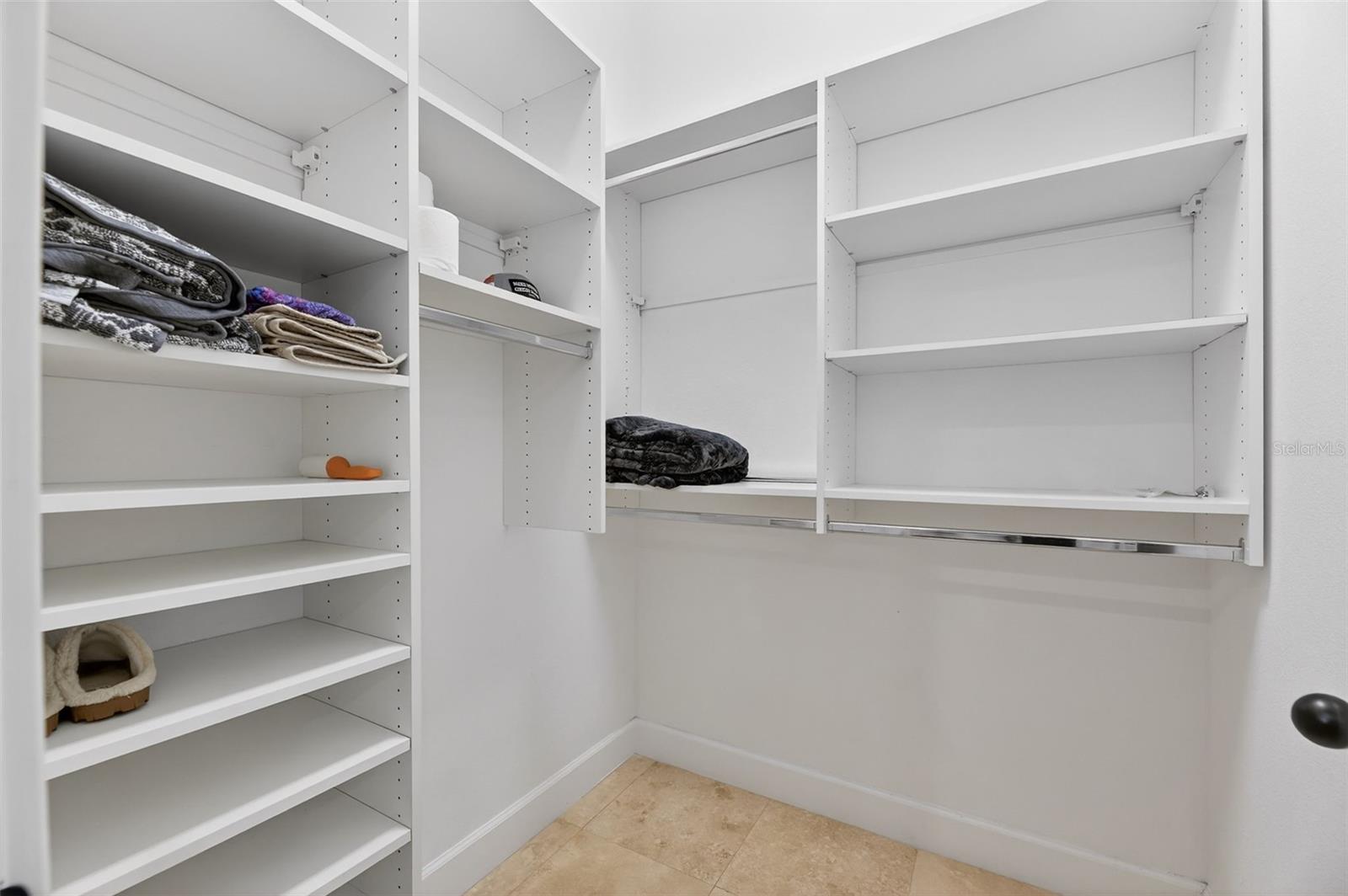 SYMPHONY ISLES UNIT FIVE - Residential