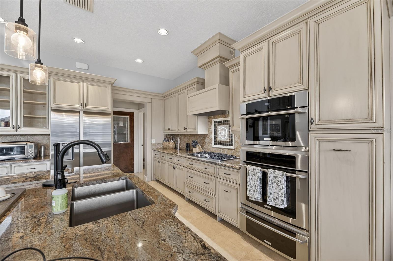 SYMPHONY ISLES UNIT FIVE - Residential