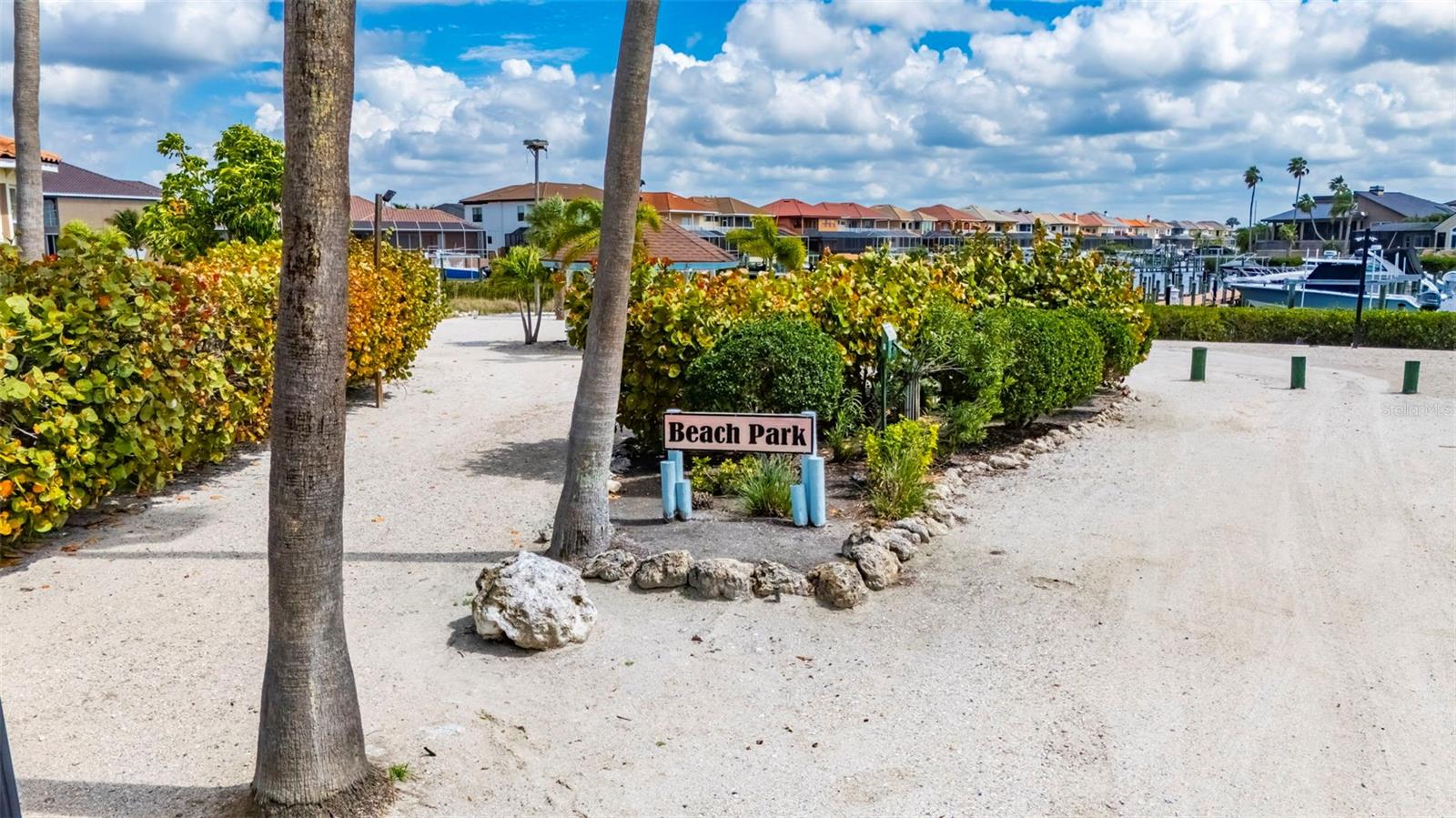 SYMPHONY ISLES UNIT FIVE - Residential