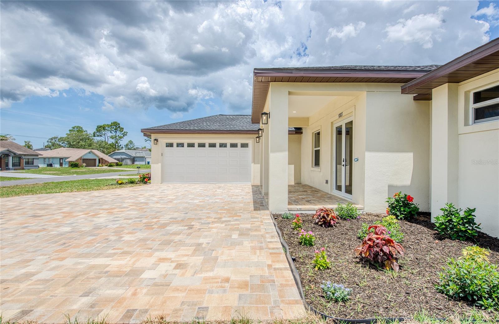 SPRING HILL - Residential