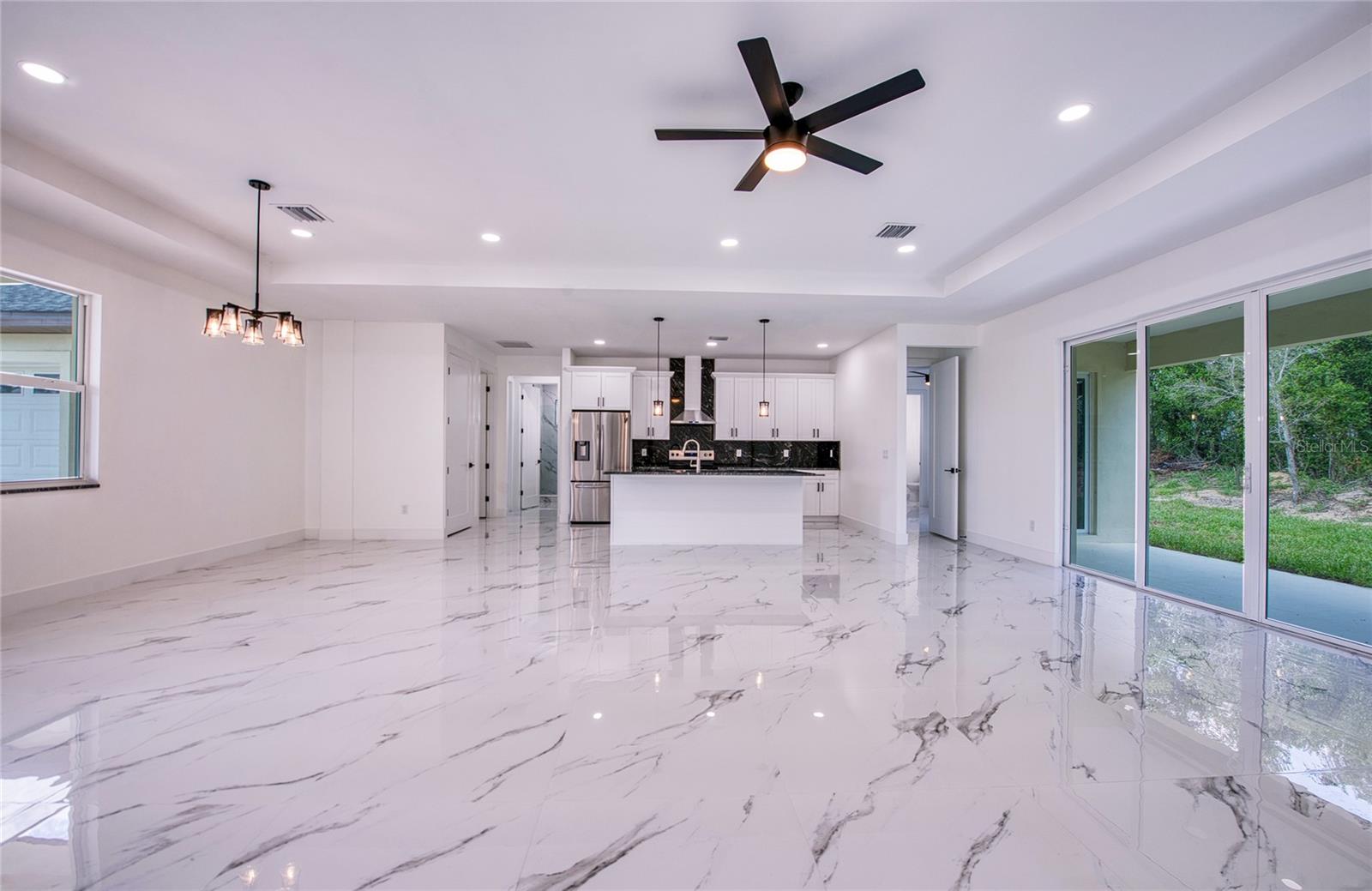 SPRING HILL - Residential