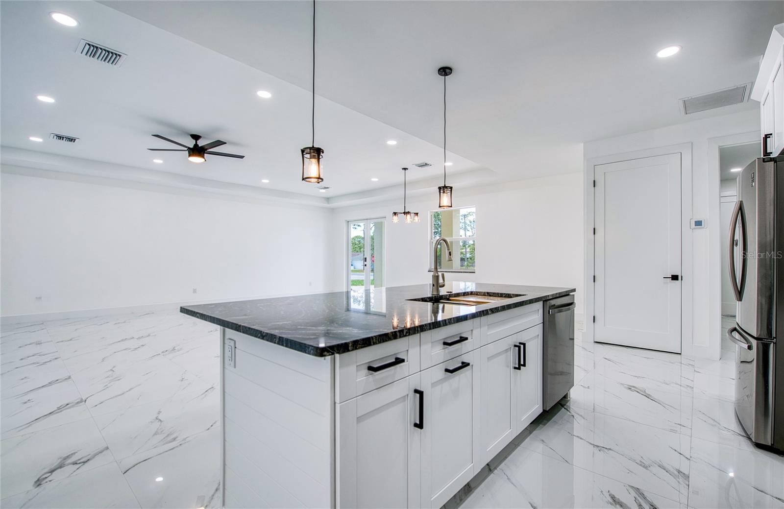 SPRING HILL - Residential