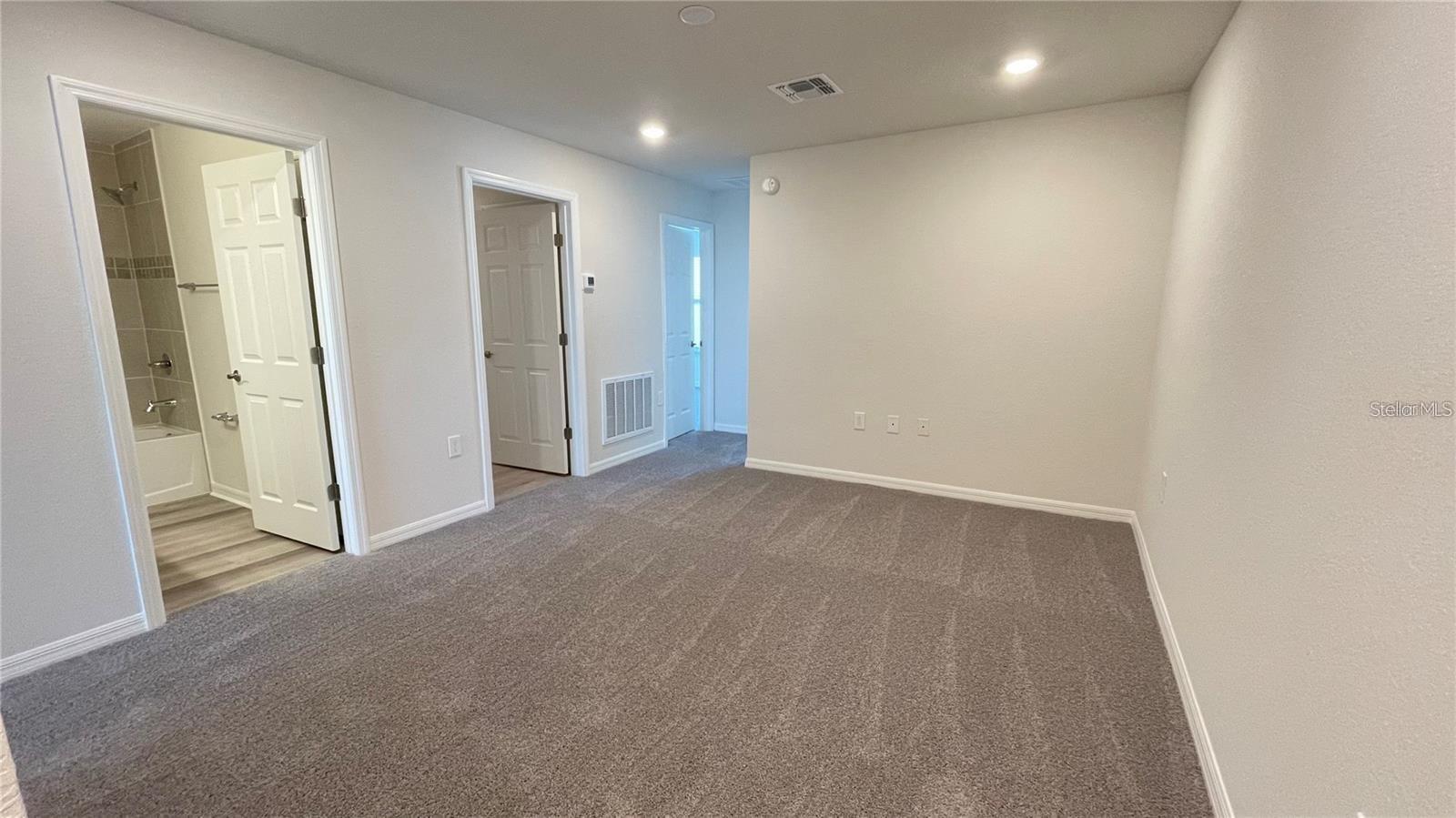 CROSSINGS PH 1 - Residential Lease